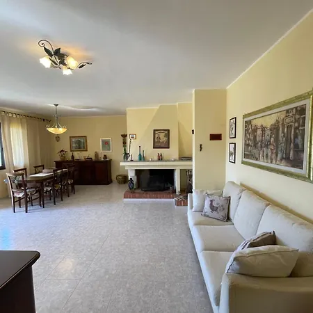 Elegante Bilocale Di 80mq Con Terrazza *
